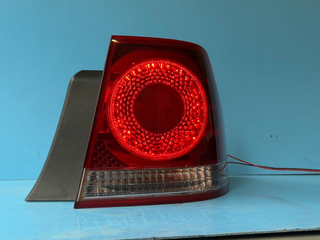 18系クラウン　アスリート後期　テールランプ　ライト　18クラウン　ゼロクラ　c