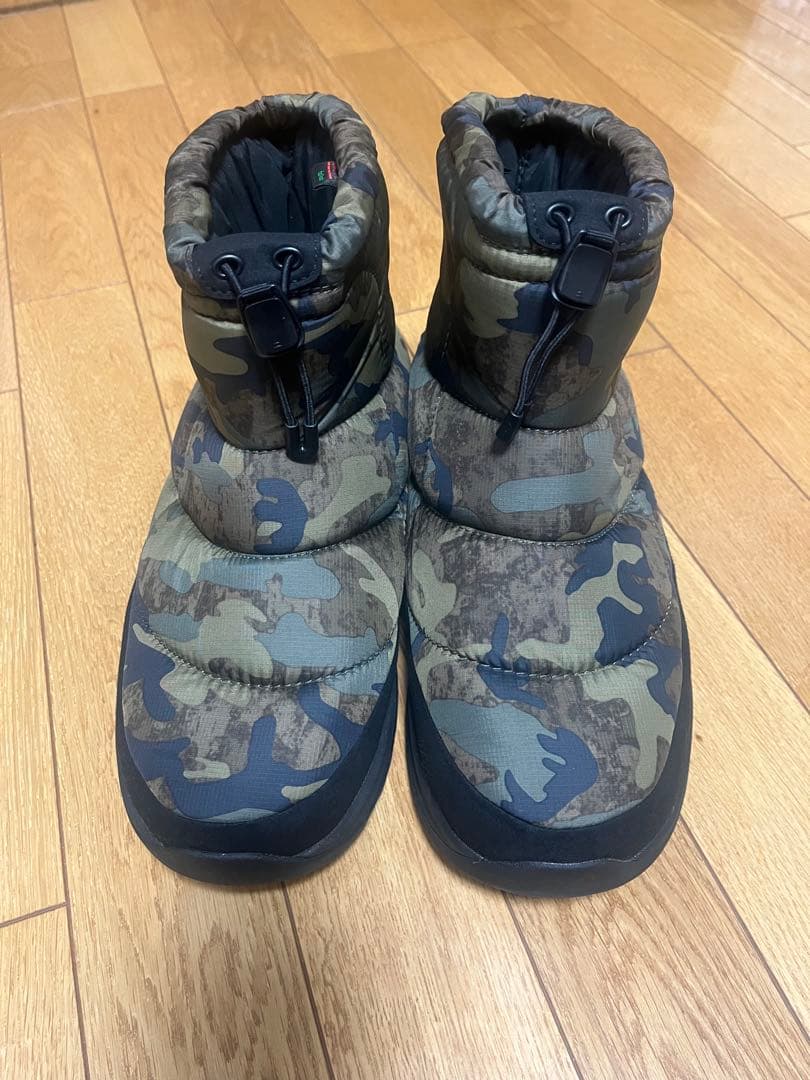 ノースフェイス　ヌプシブーティ　WP Logo Short SE NF52271