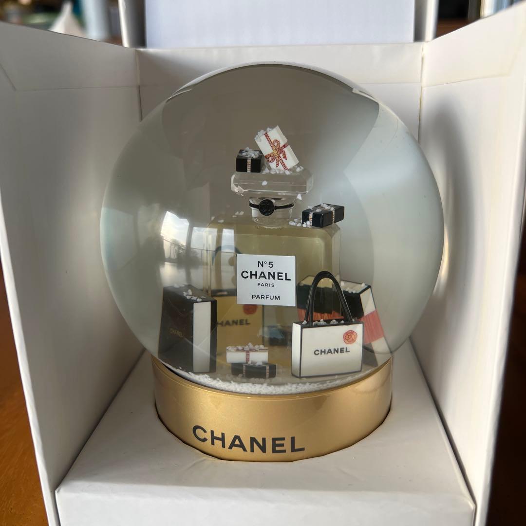 CHANEL 100周年　スノードーム