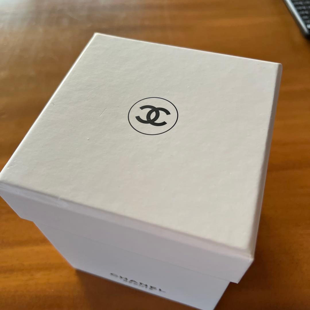 CHANEL 100周年　スノードーム