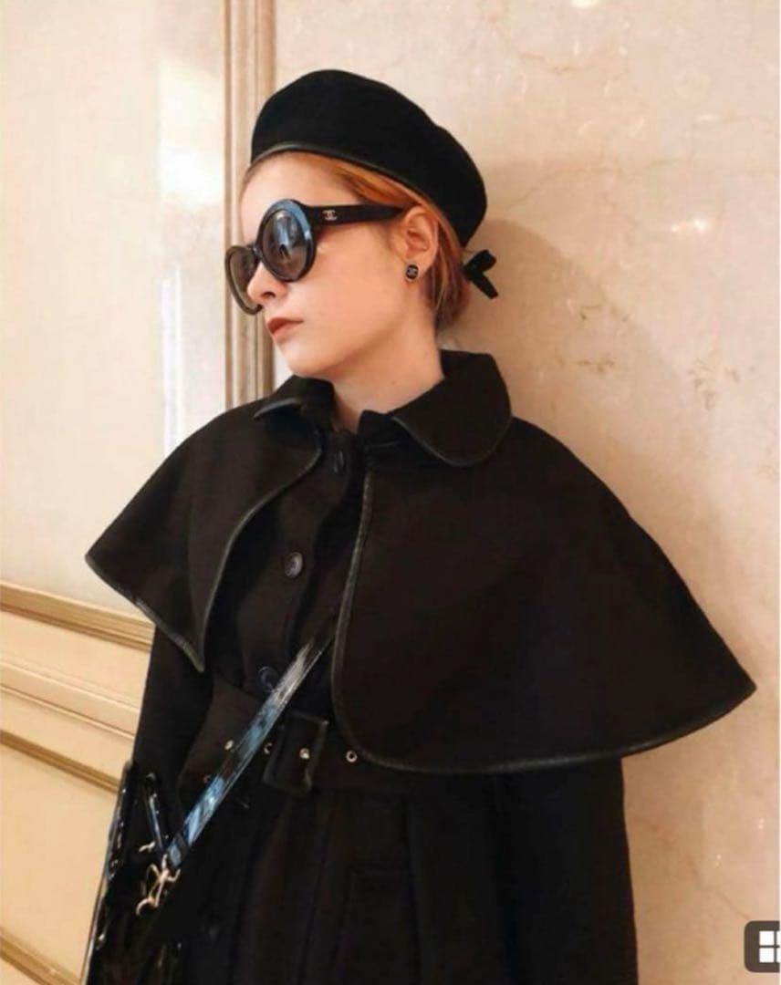 【美品未使用】エピヌ　ケープコート　epine