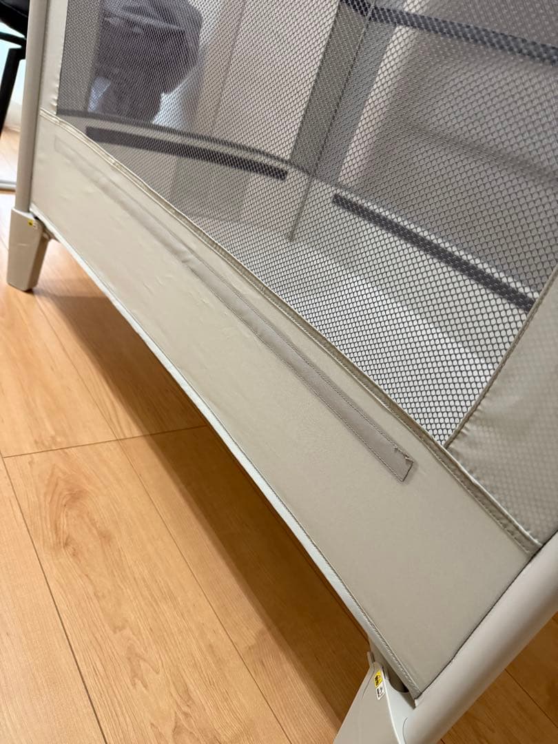 アップリカ　ココネルエアー グレー