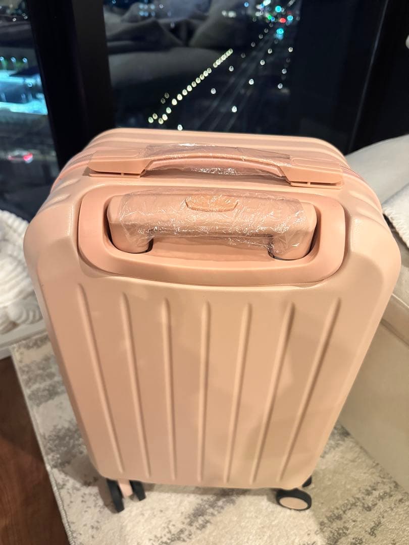 【ゆちゃ】ALEXIA STAM・キャリーケース