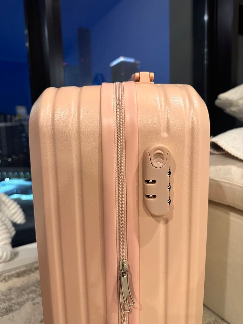 【ゆちゃ】ALEXIA STAM・キャリーケース