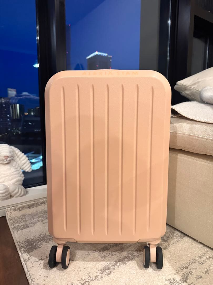 【ゆちゃ】ALEXIA STAM・キャリーケース