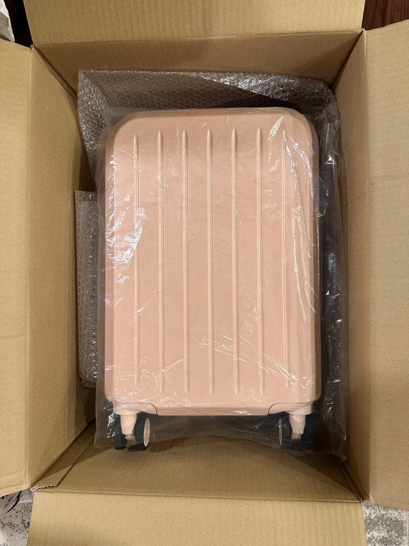 【ゆちゃ】ALEXIA STAM・キャリーケース