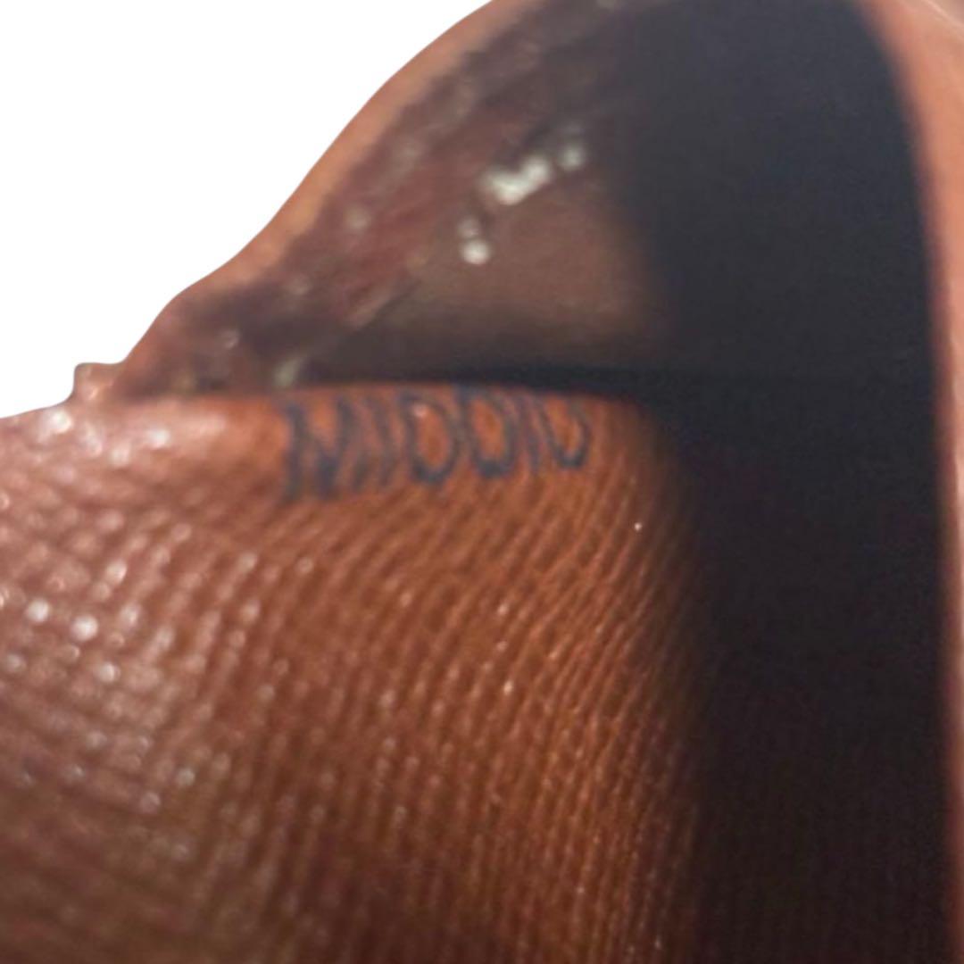 ルイヴィトン　折り財布　ポルトフォイユビエヴィエノワ　モノグラム　がま口　PVC