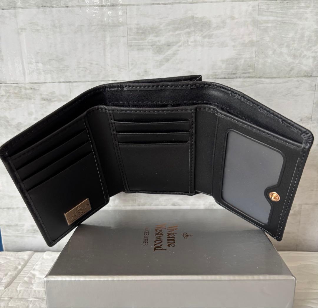 定番・人気Vivianne westwood オーブロゴ 三つ折り財布 黒