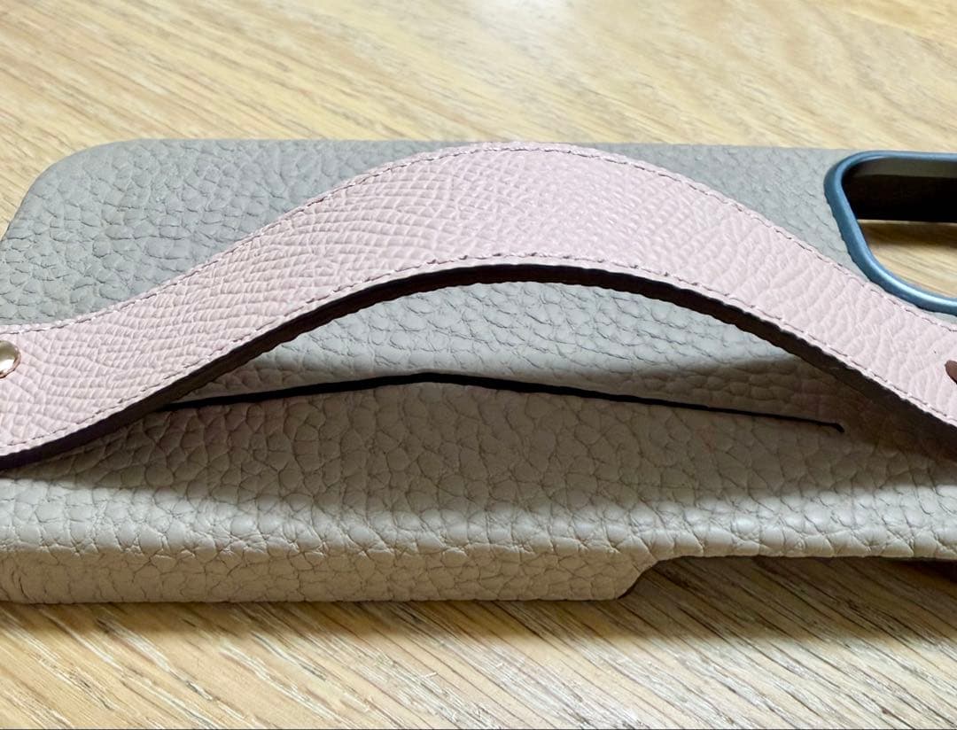 BONAVENTURA iPhone15ケース ショルダー付き