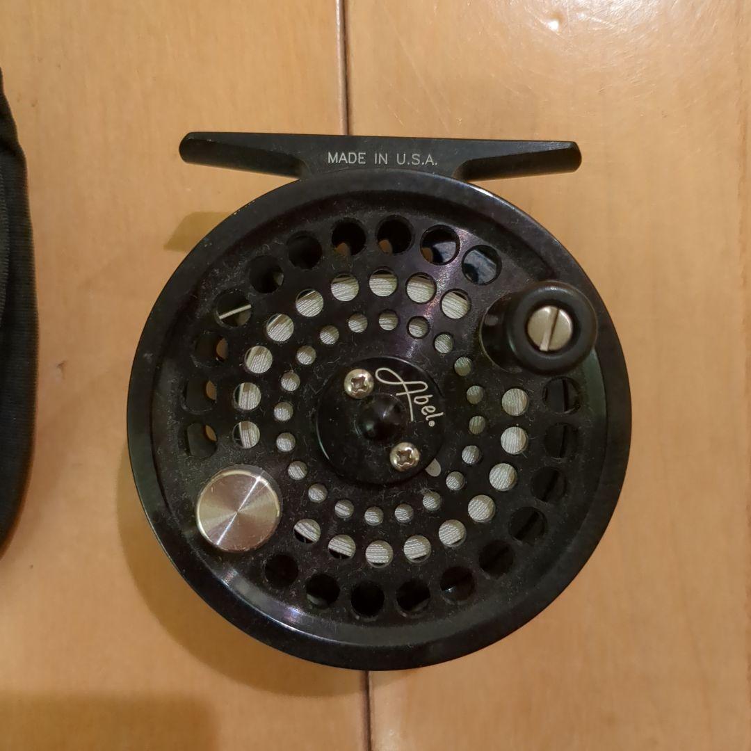 フライフィッシング　リール　ABEL TR 1　①