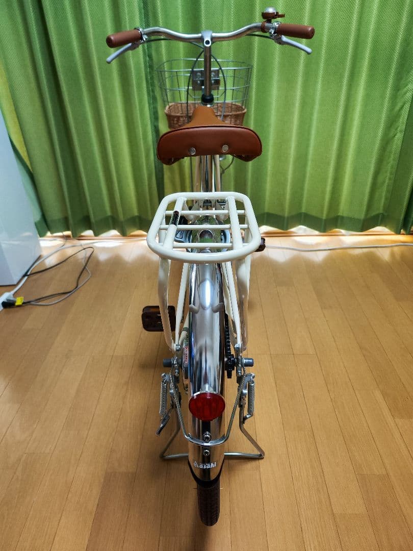 MAーJIN　asahi 子供用自転車　22インチ　 ホワイト 前カゴ付き