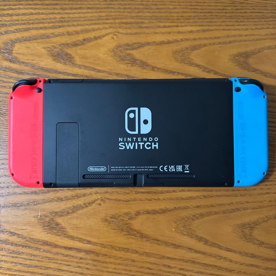 美品 Nintendo Switch 本体 青/赤 ジョイコン付き 付属品付き
