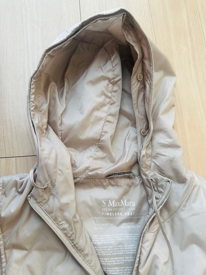 エスマックスマーラ‘SMaxMara☆ビジューフード付軽量ダウンロングベスト40