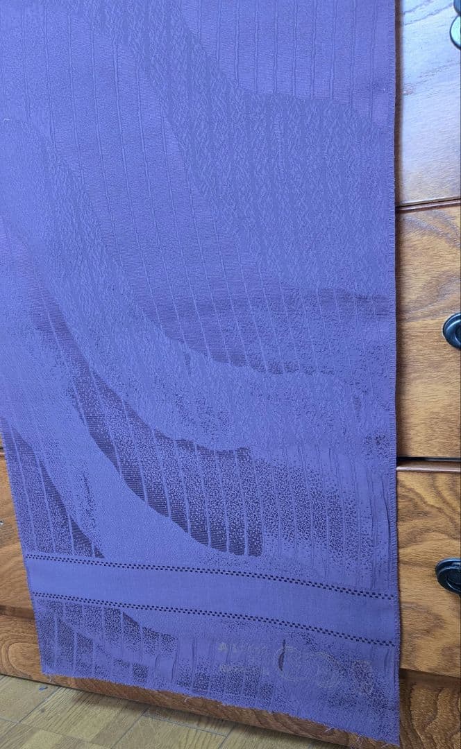 人間国宝　六谷梅軒　桐菊文様　小紋　着物　浜ちりめん　まるまん光彩