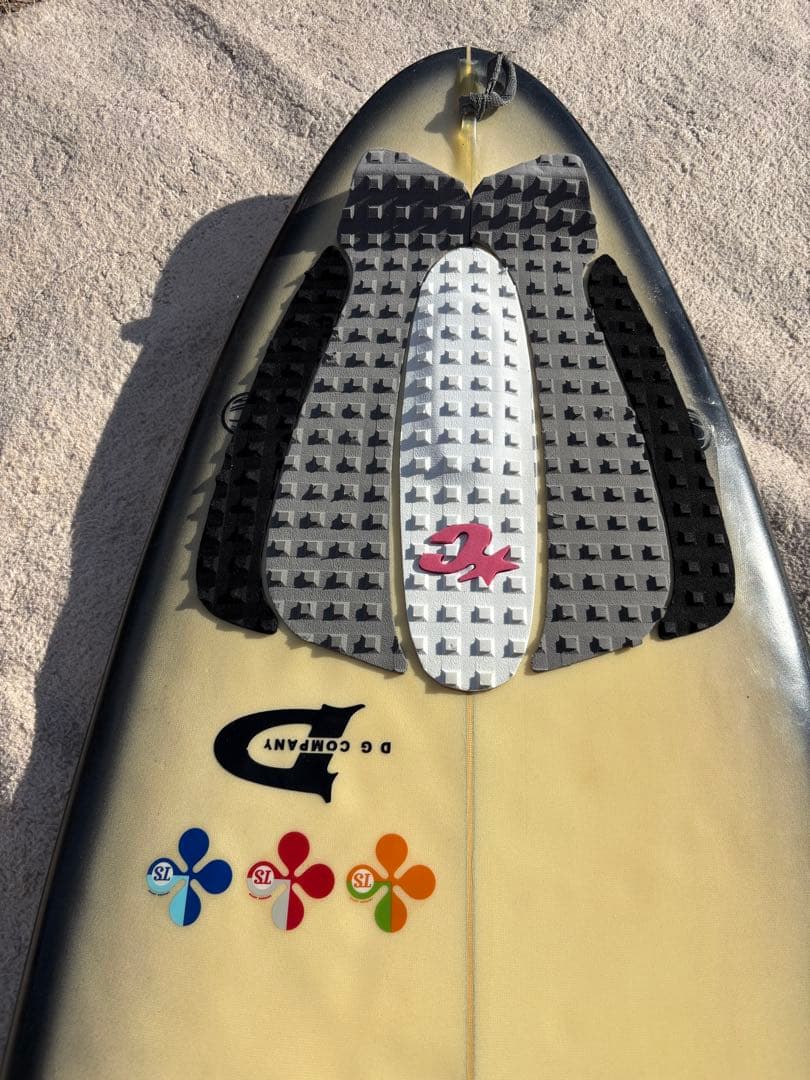 ショートボード サーフボード　6’3 サーフィン　フィン　送料無料