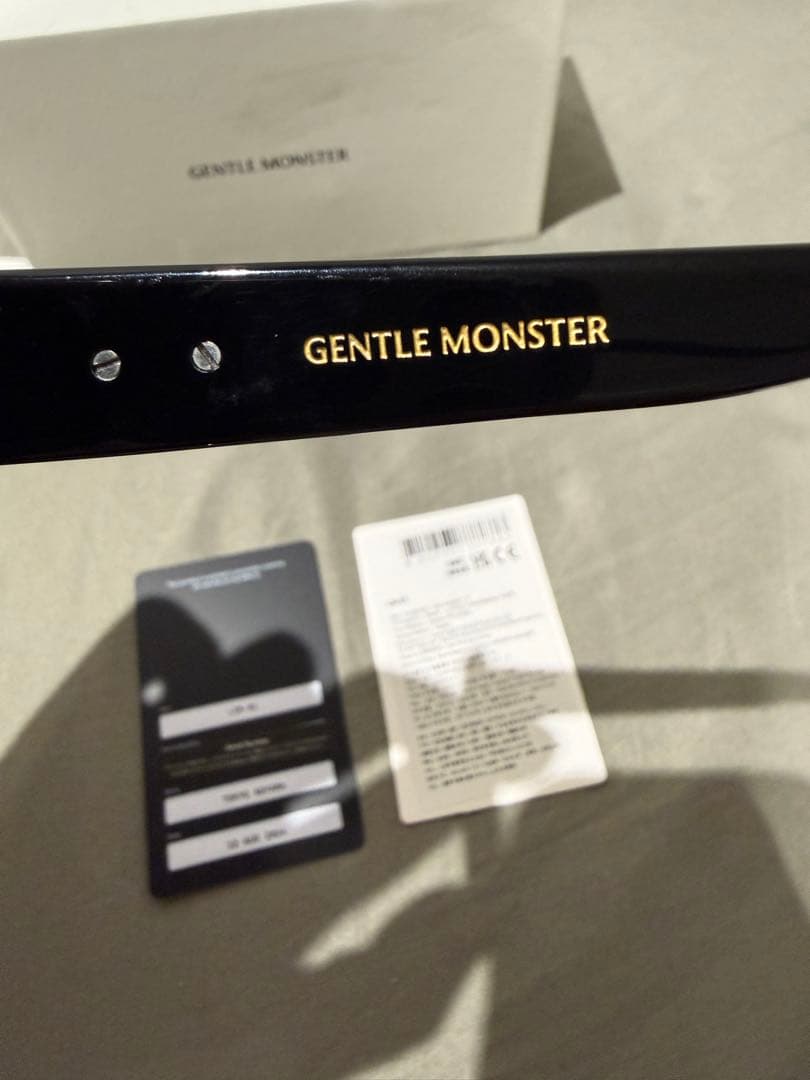 GENTLE MONSTER LIN-01 ブラック サングラス