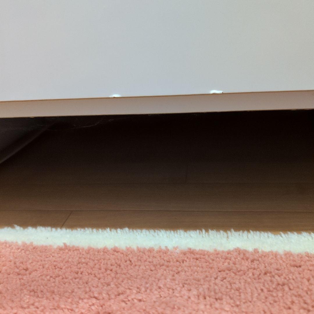 鏡面扉チェスト　オフホワイト 大容量収納棚 　リビング　キッチン　洗面所に！美品