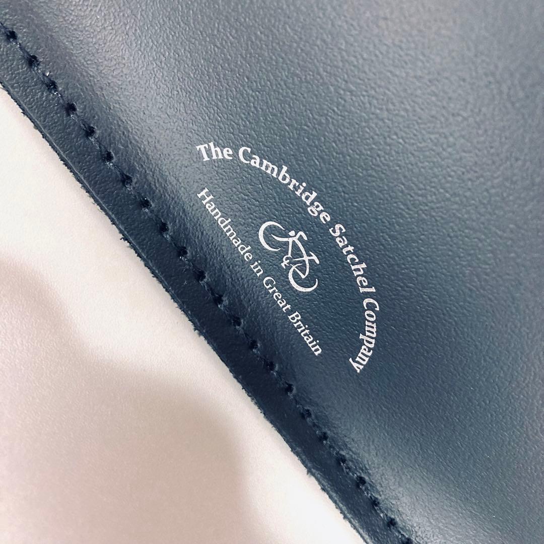 サッチェルバッグ　レディース メンズ　ショルダーバッグ　　ミニマル　コンパクト