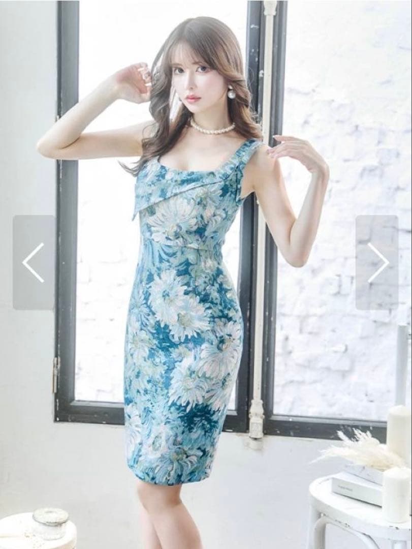 sugar フラワープリント タイトドレス　公式サイトブルー完売商品