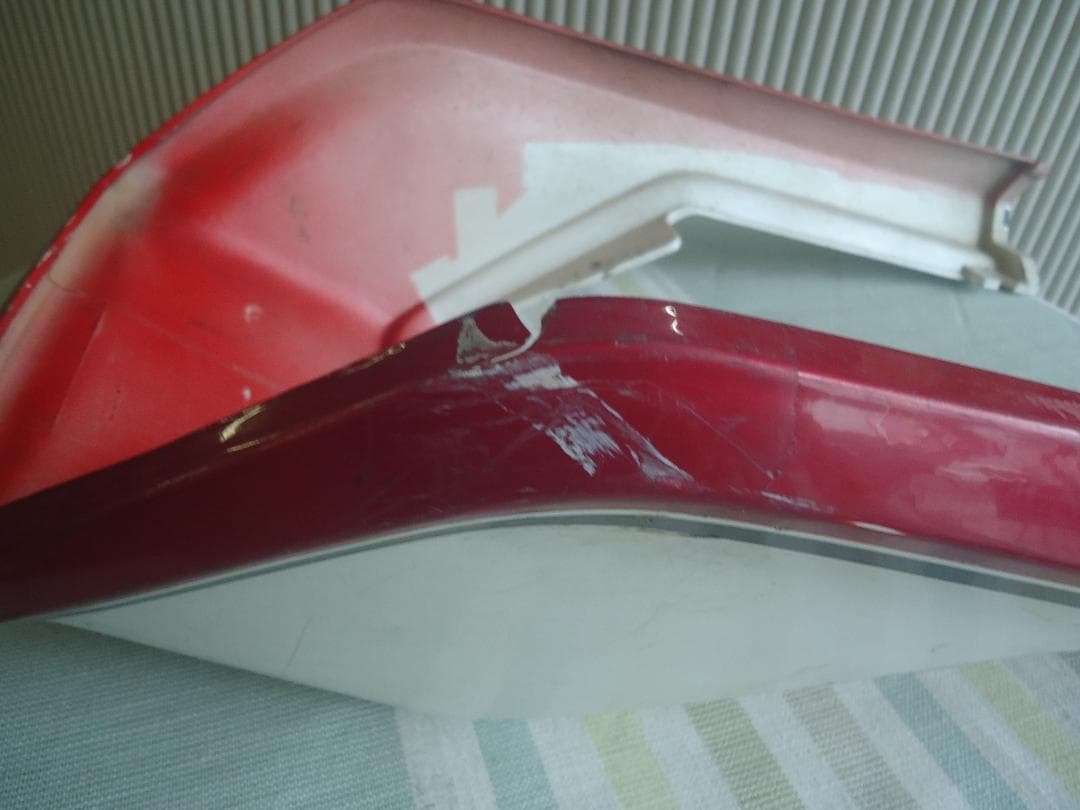 ホンダ　CBX400F　中古テールカウル　白赤　純正