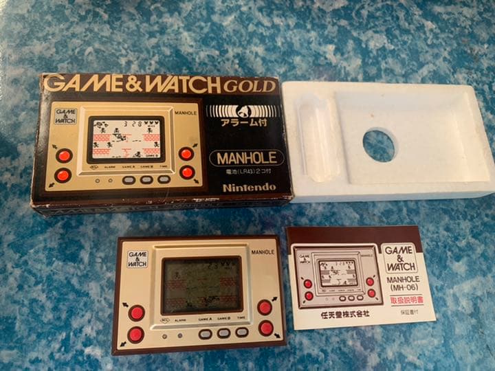 携帯ゲームウォッチ GAME &WATCH 任天堂 稼働品マンホール  ゴールド