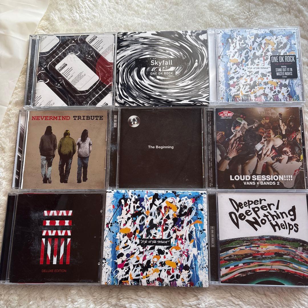 ONE OK ROCK CDとＤＶDまとめ売り　クリアファイルつき