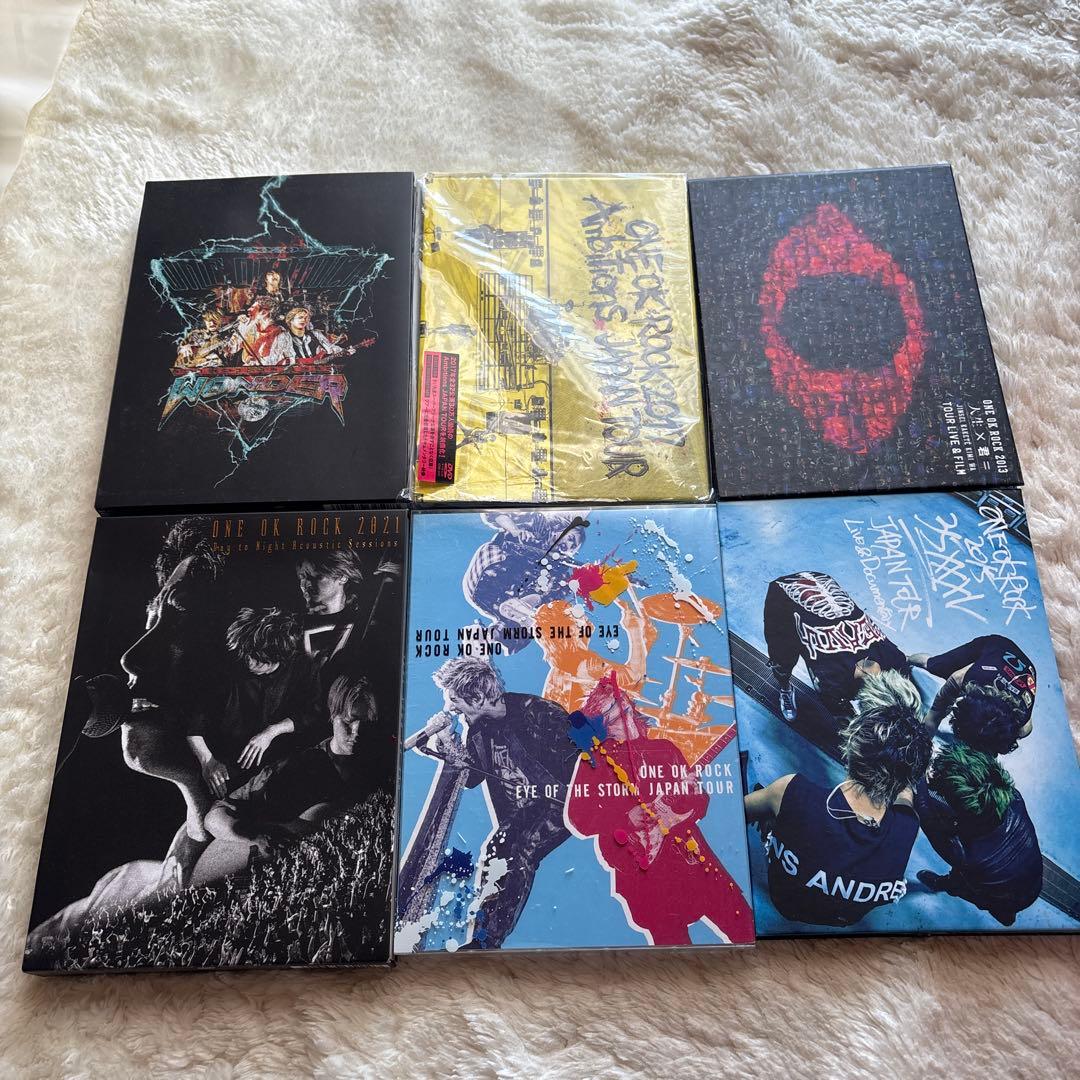 ONE OK ROCK CDとＤＶDまとめ売り　クリアファイルつき