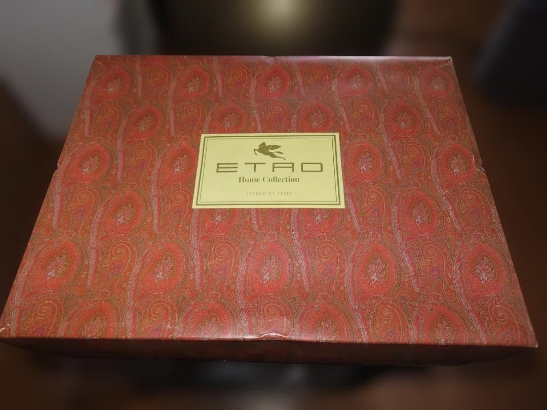 新品未使用　エトロ　羽毛布団　肌掛け　ダウン85