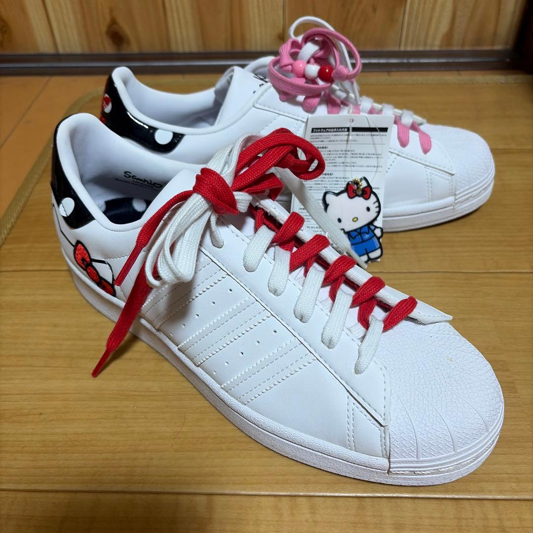adidas SUPERSTAR ハローキティコラボ