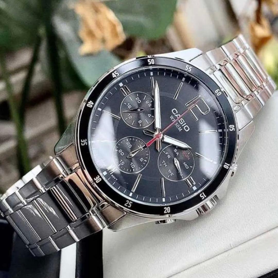 カシオ　アナログ腕時計　新品 シルバーステンレス　並行輸入品　激レアモデル