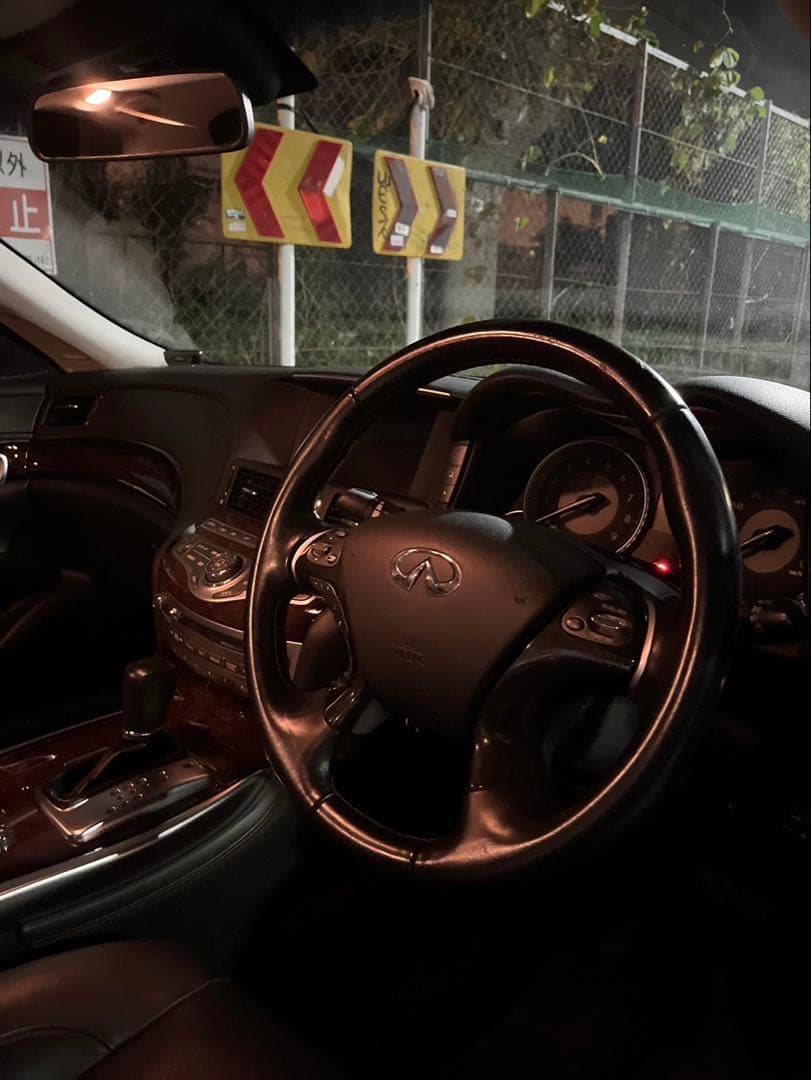 y51フーガ　250 タイプP サン革マルチ