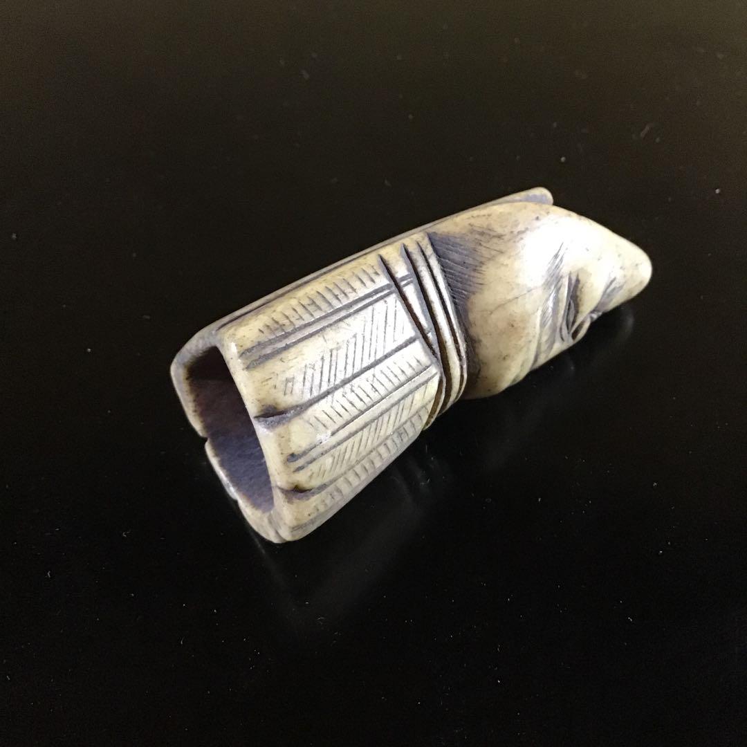 根付　日本ホンシュウ鹿角材質　　N11