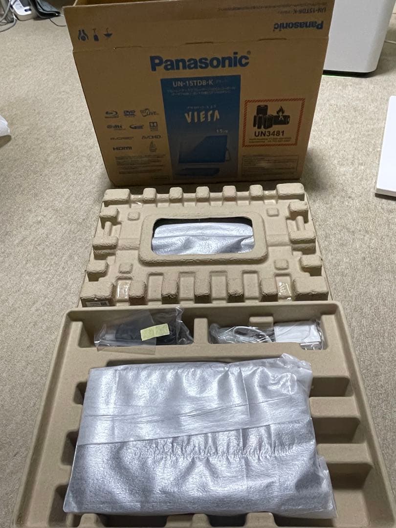 Panasonic UN-15TD8-K ポータブルテレビ