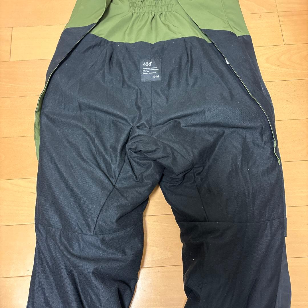 り*う様 極美品　43degrees スノーボード　スキー　ビブパンツ　サイズS