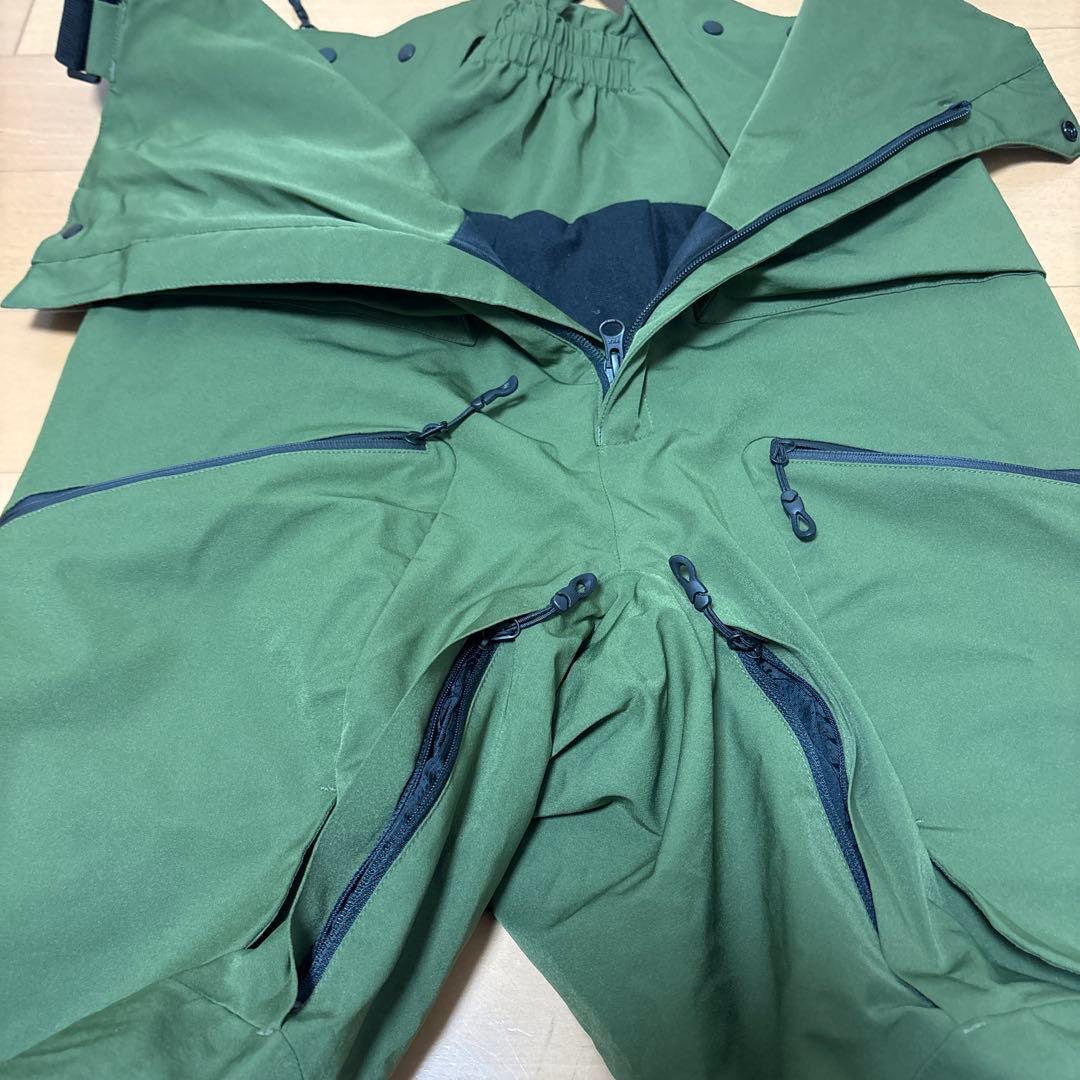 り*う様 極美品　43degrees スノーボード　スキー　ビブパンツ　サイズS