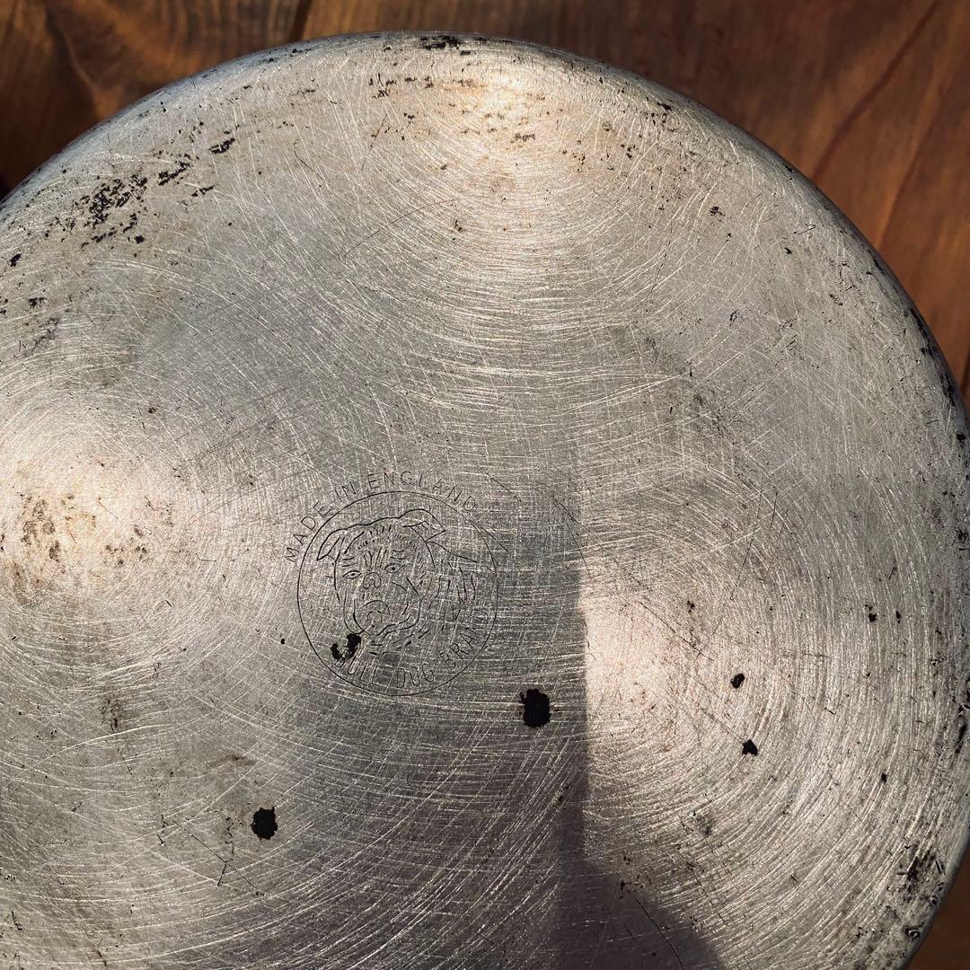 ホットンブルドッグ ビリー缶