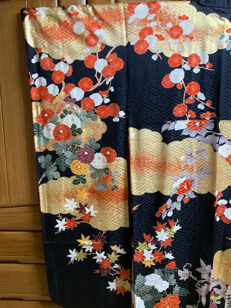 振袖　帯　正絹【匿名配送・宅急便送料無料】30～40年前の　着物　出品№22