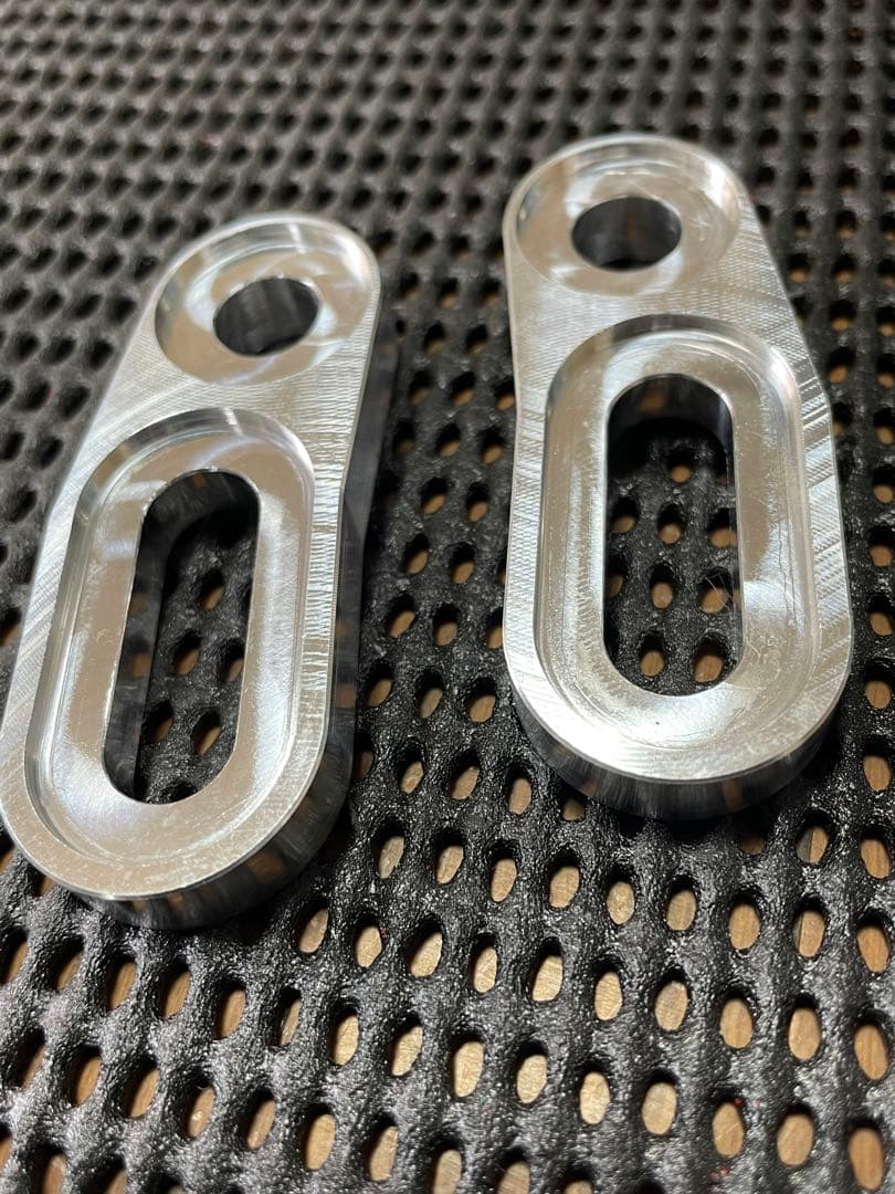 GPz900R★アッパーカウルアジャスタブルダウンステー