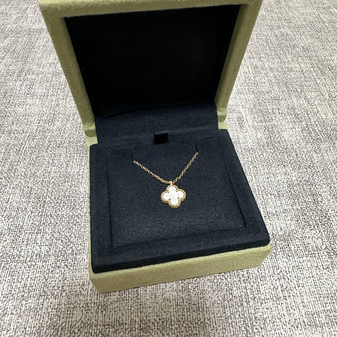 (最終値下げ) スウィート アルハンブラ ペンダント