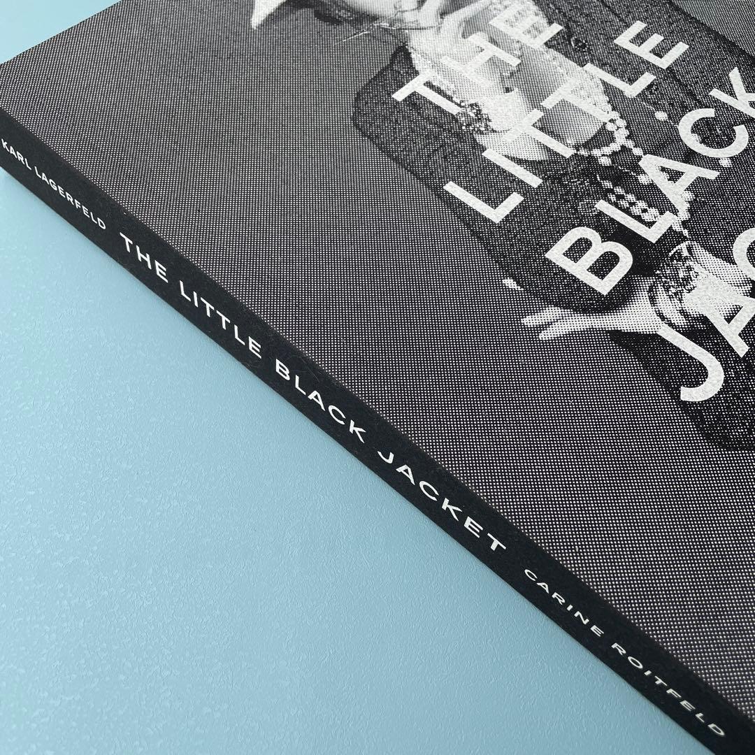 The Little Black Jacket 写真集 シャネル