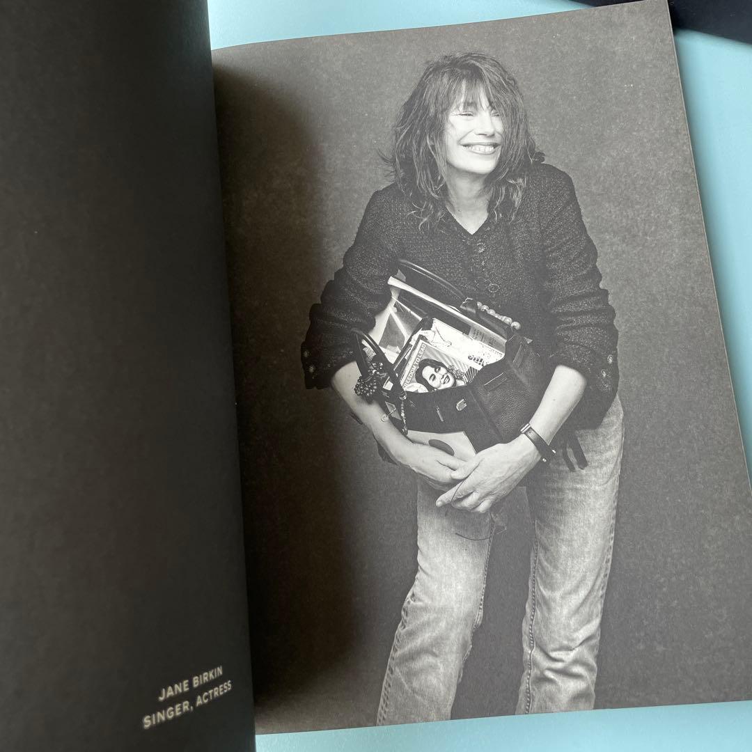 The Little Black Jacket 写真集 シャネル