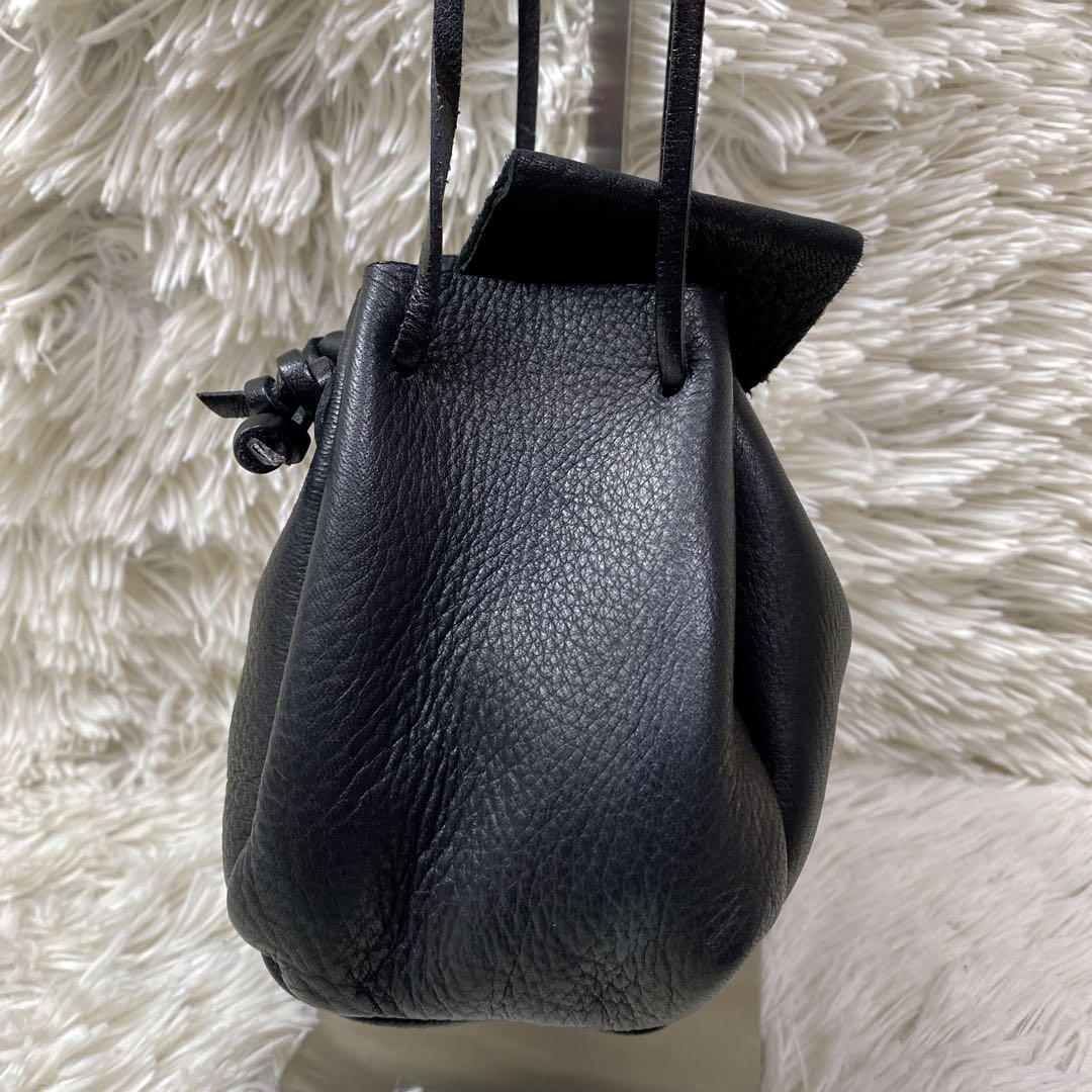 cokia ブラックレザー巾着型　ミニショルダーバッグ　ポシェット