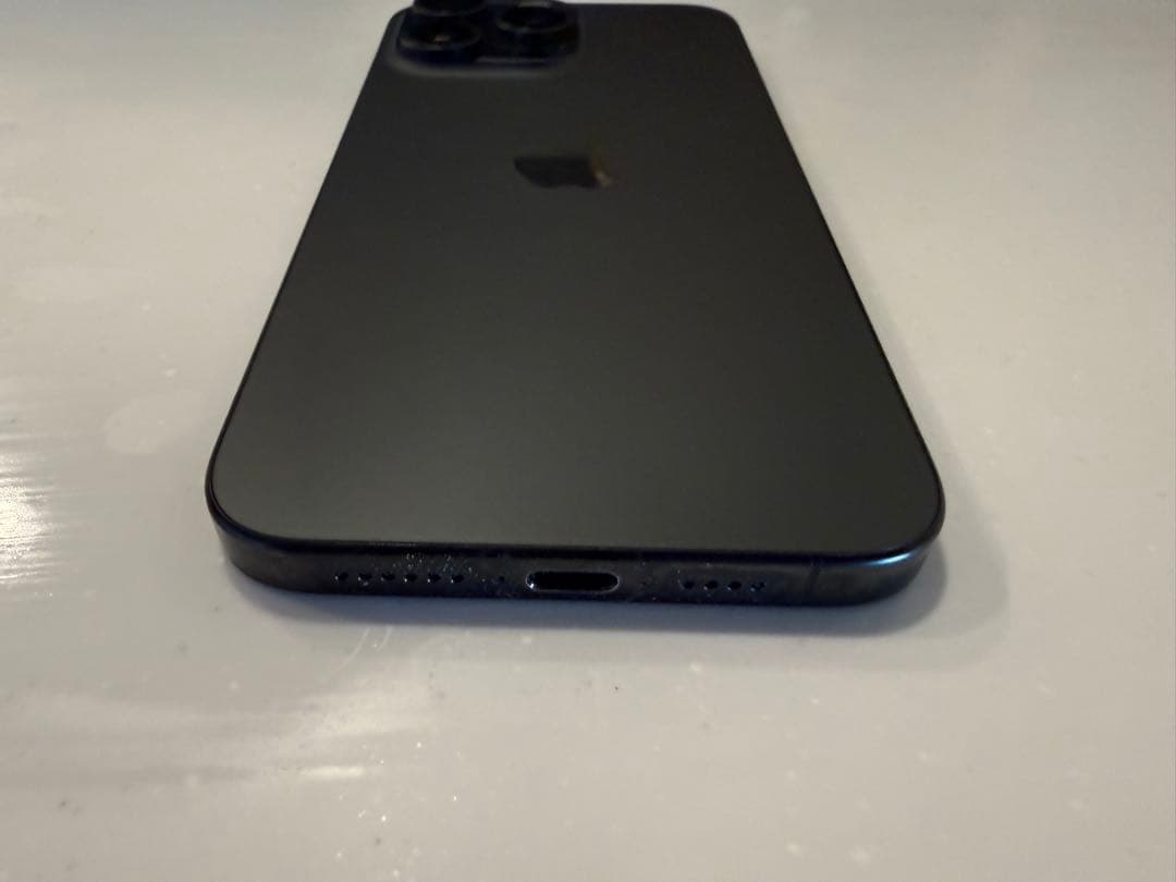 Apple iPhone 15Pro max 256 極備品