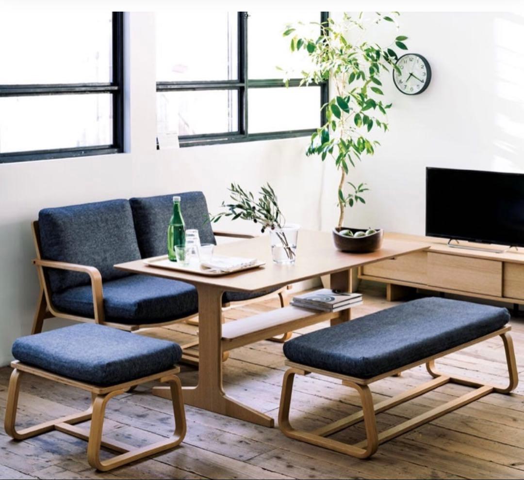 無印良品リビングでもダイニングでも使える　ソファチェア　オーク材　①