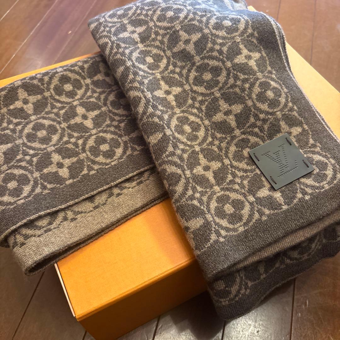 Louis Vuitton カシミヤ、モノグラムマフラー ベージュ/ブラウン