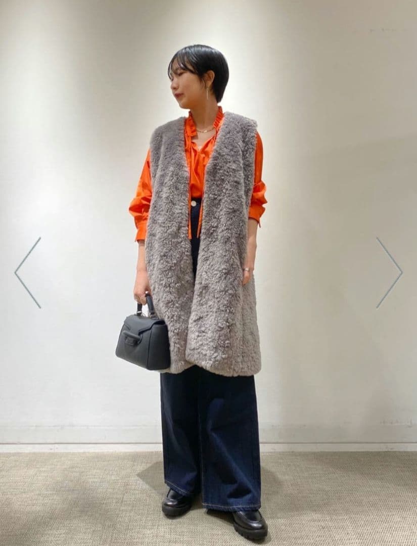 TOMORROWLAND　ランダムファーVネックロングジレ