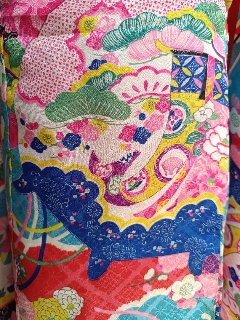 専用です☆アンティークカラフル模様の着物