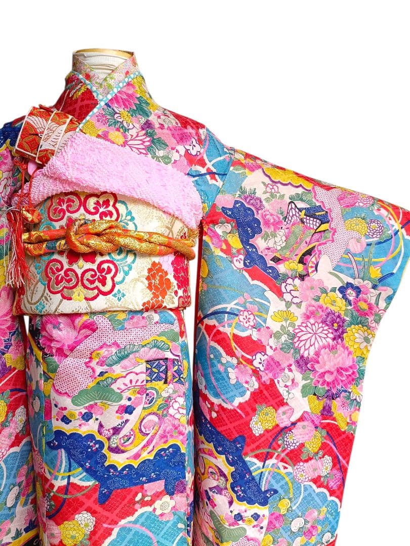 専用です☆アンティークカラフル模様の着物