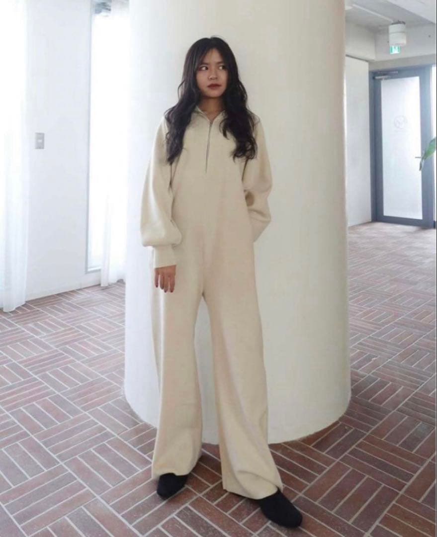 シールームリン　zipperニットオールインワン