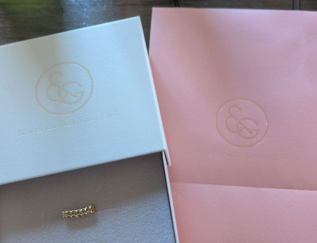 【新品未使用】K18ゴールド 透かし模様 ネックレスチャーム